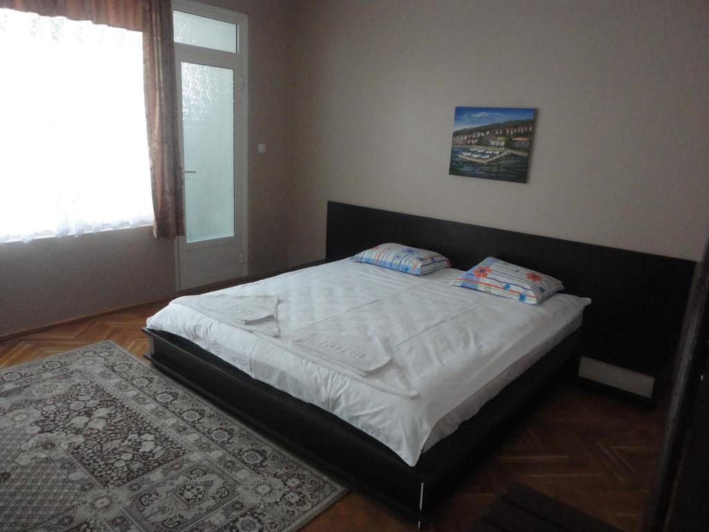 Guest Rooms Casa Luba سفيتي فلاس الغرفة الصورة