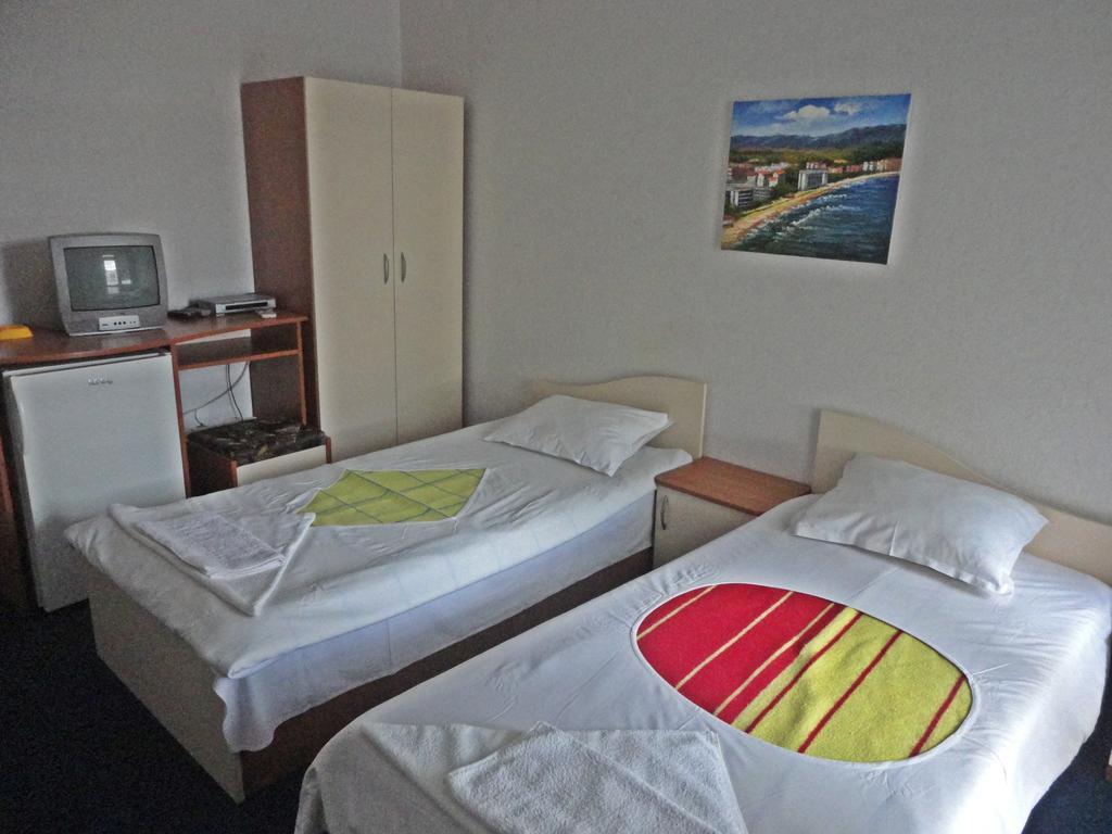 Guest Rooms Casa Luba سفيتي فلاس الغرفة الصورة